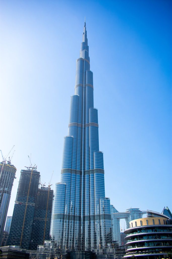 Inyubako ya mbere ndende ku isi ni Burj Khalifa